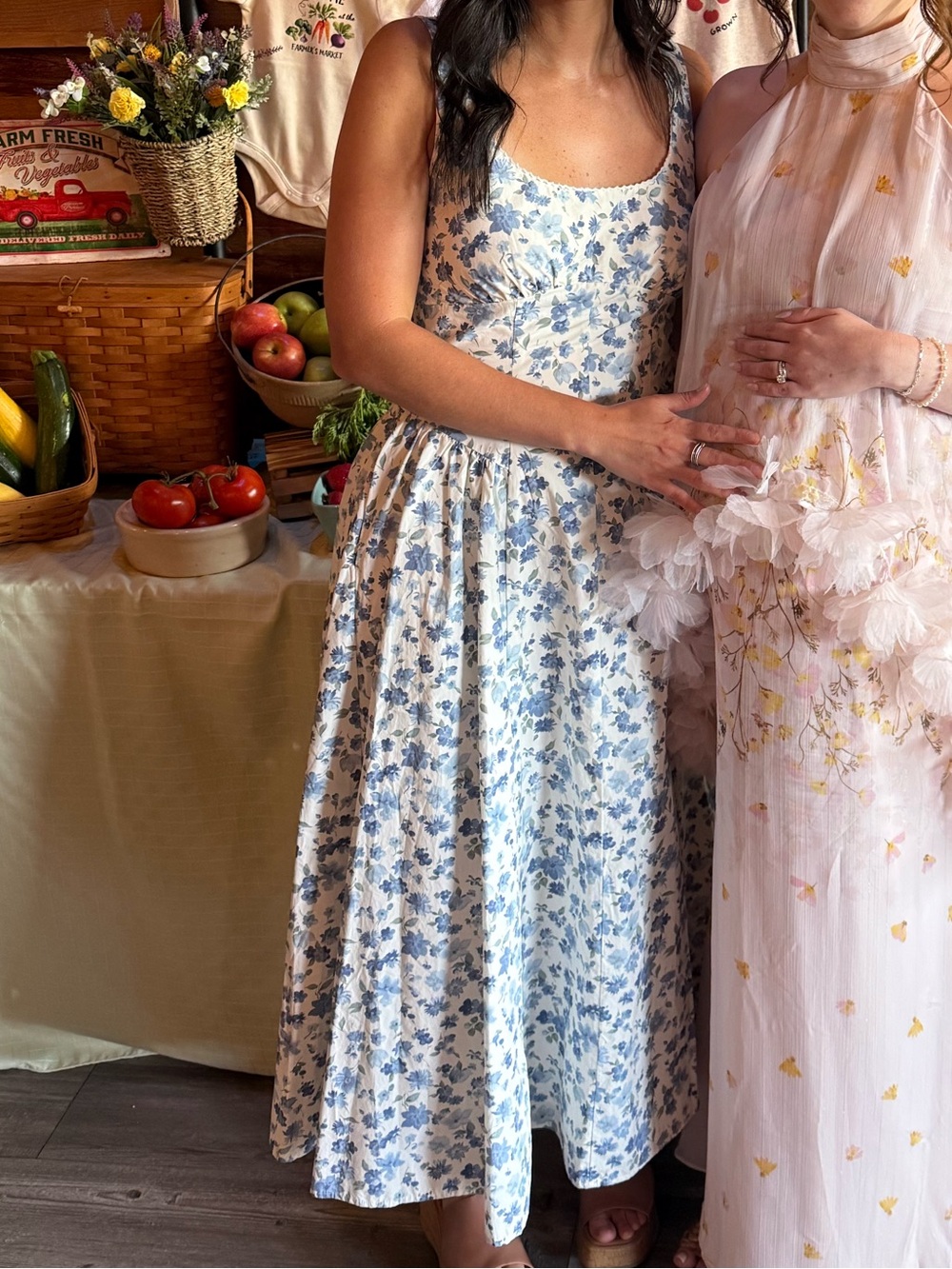 Abercrombie & Fitch Blue and White Floral Scoop Maxi Dress - Picture 4 of 6